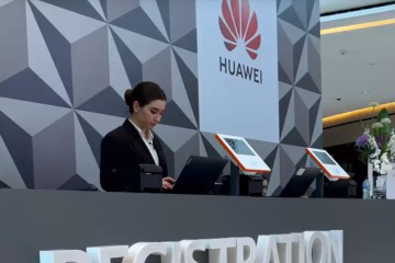 Компания SAYS установила систему регистрации Expodat на выставке Huawei!
